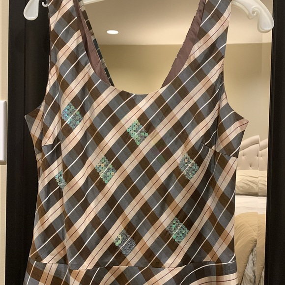 Formal silk dress with sequent diamond detail all the way down the front - Picture 2 of 6